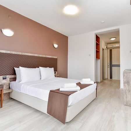 A 11 Hotel Çeşme Exterior foto