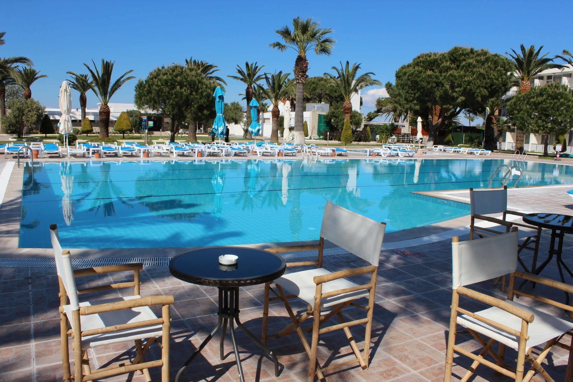 A 11 Hotel Çeşme Exterior foto