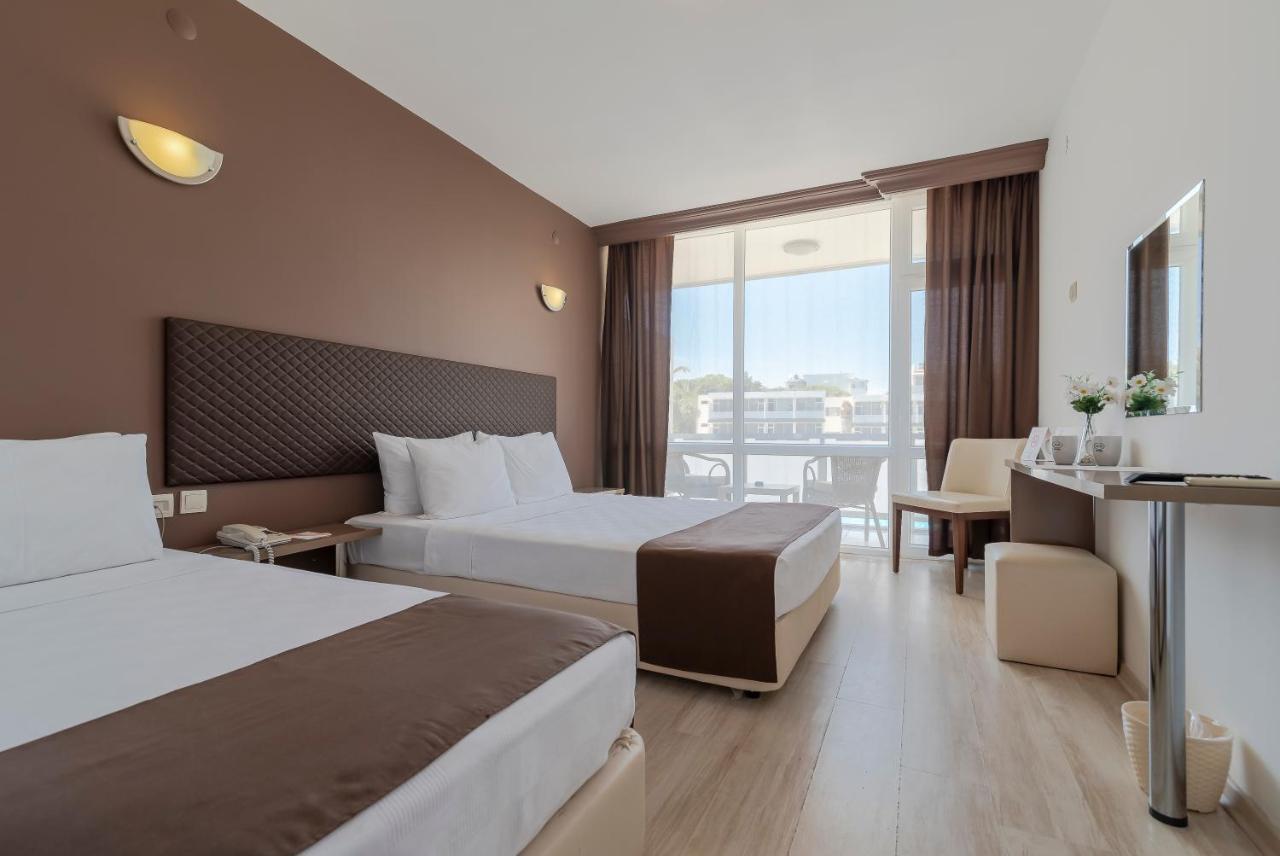 A 11 Hotel Çeşme Exterior foto